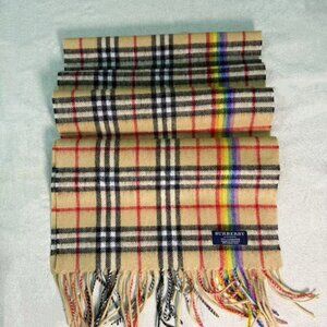 Vintage Burberry 100%Cashmere Scarf in excellent condition Made in England